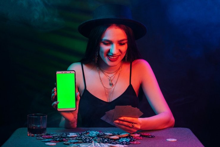 Pengguna dengan perangkat laptop menikmati layanan ozototo yang menyediakan jam operasional fleksibel dan dukungan penuh